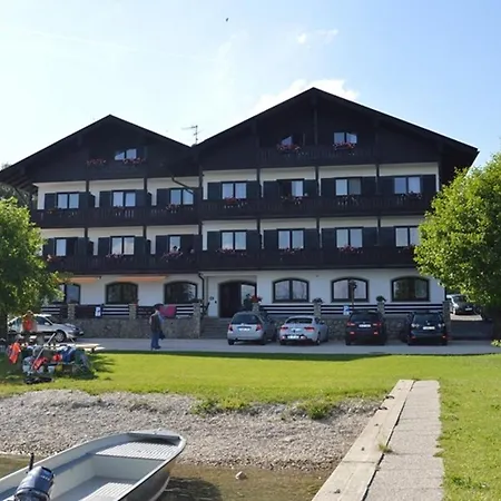 Gästehaus Grünäugl am See-2